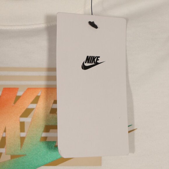 NWT Kids Nike Tee Shirt Size XS - Picture 4 of 9